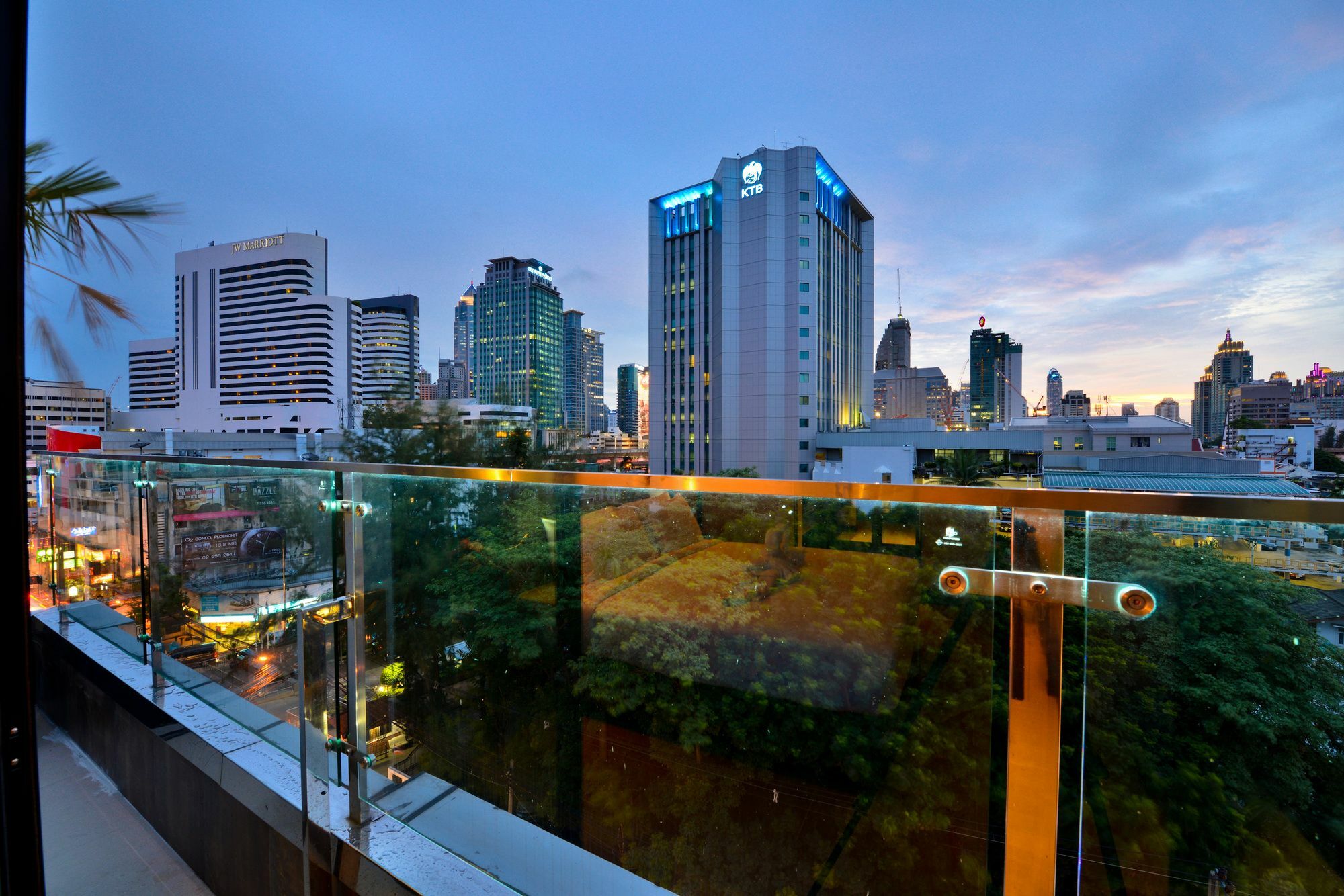 Hotel The Prestige Nana Bangkok Exterior foto